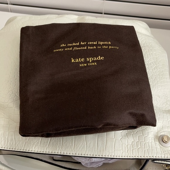 Kate Spade White Leather Purse - Picture 8 of 9